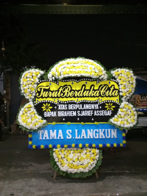 Papan Bunga Duka di Meliau
